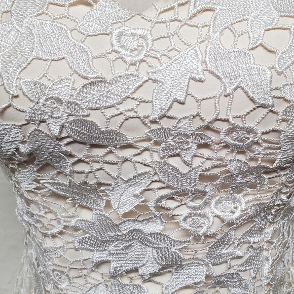 Bridal Ivory Lace Trumpet Mesh Sleeveless Sweetheart Neckline Tulle Maxi Dress - Picture 6 of 15